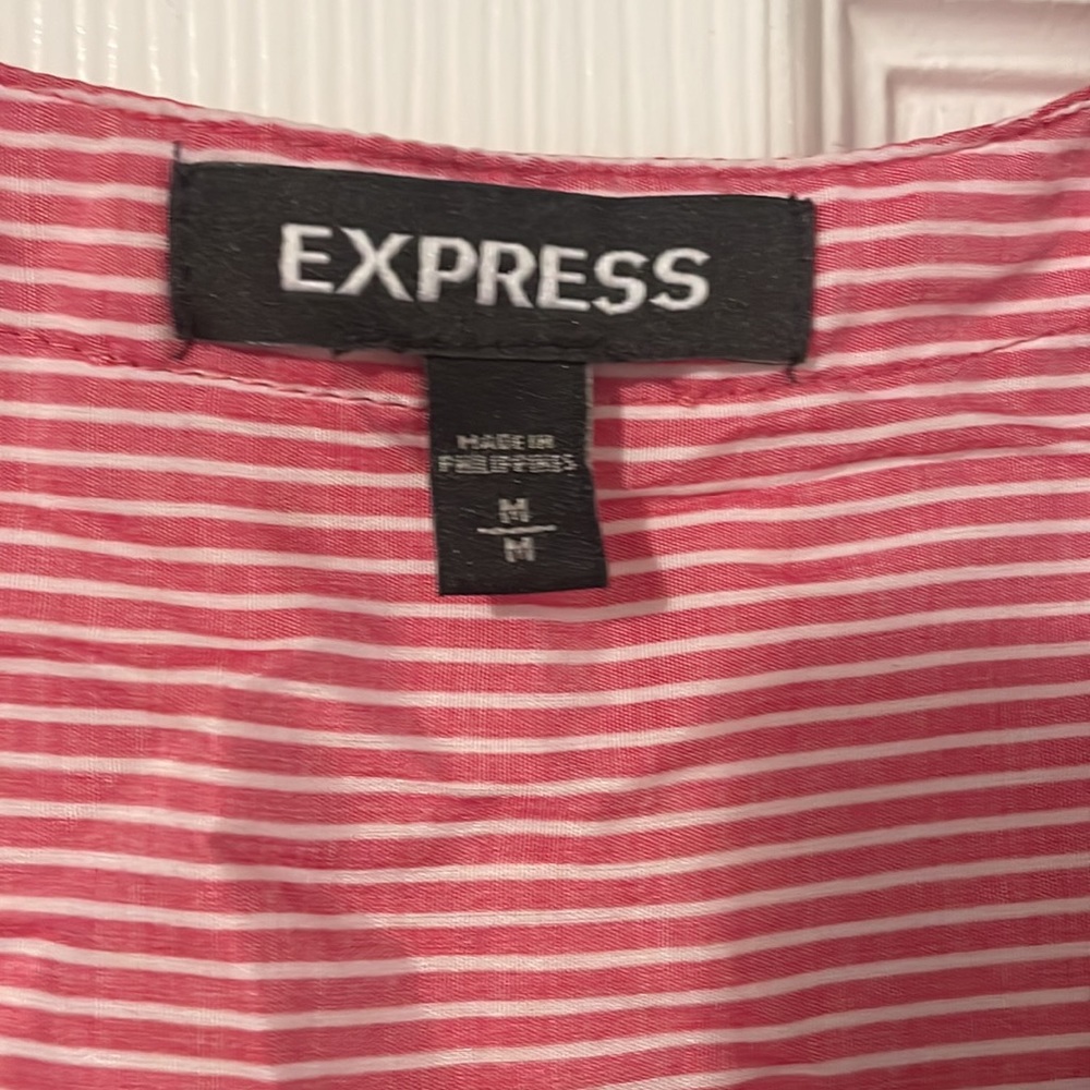 Express Top - Picture 3 of 4
